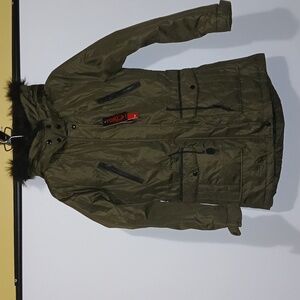 Yoki Outerwear Sherpa lined olive green coat size S hooded Faux fur trim NWT